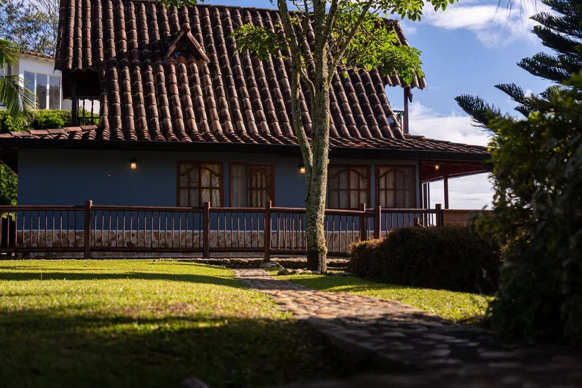 Luxury boutique vacation rental with spacious grounds