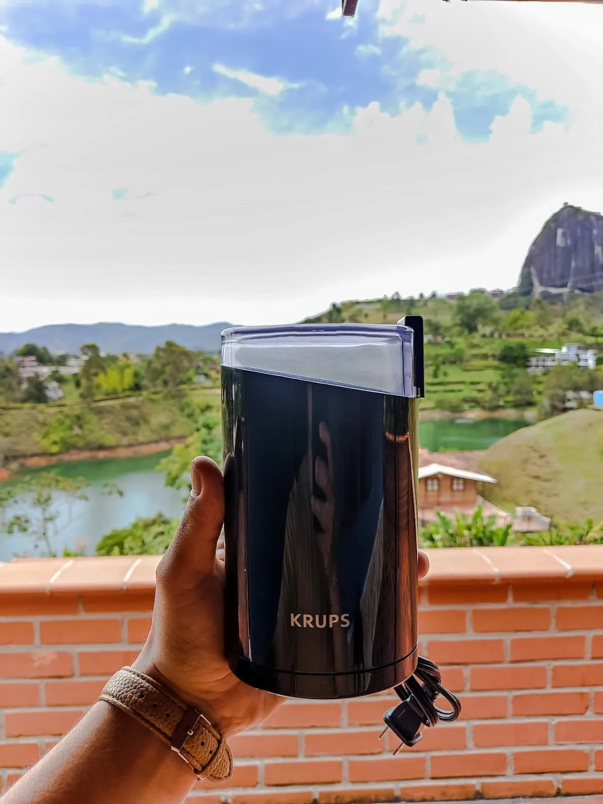 Countryside estate with modern amenities and traditional architecture